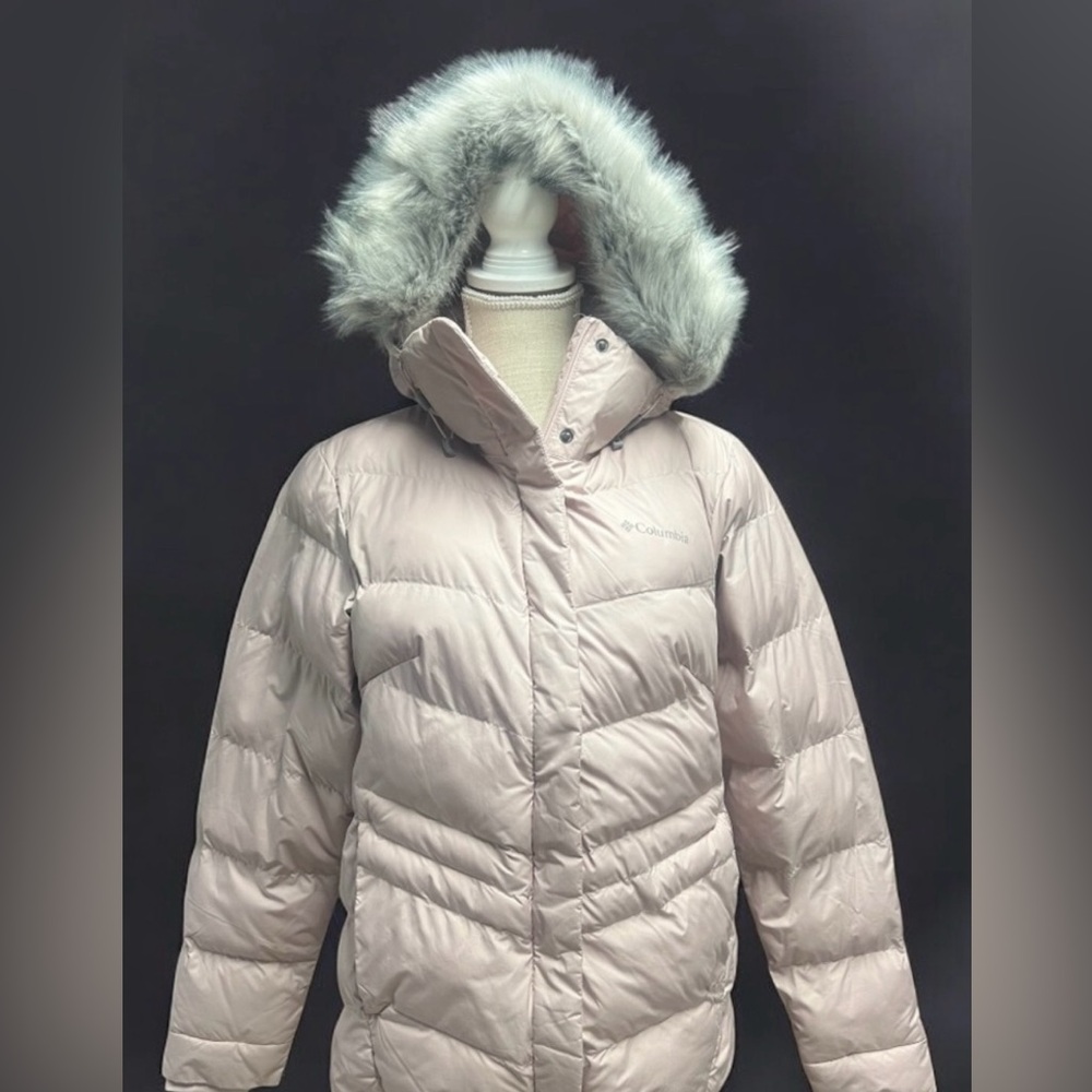 Columbia Women's Pink Puffer Jacket with Faux Fur Hood